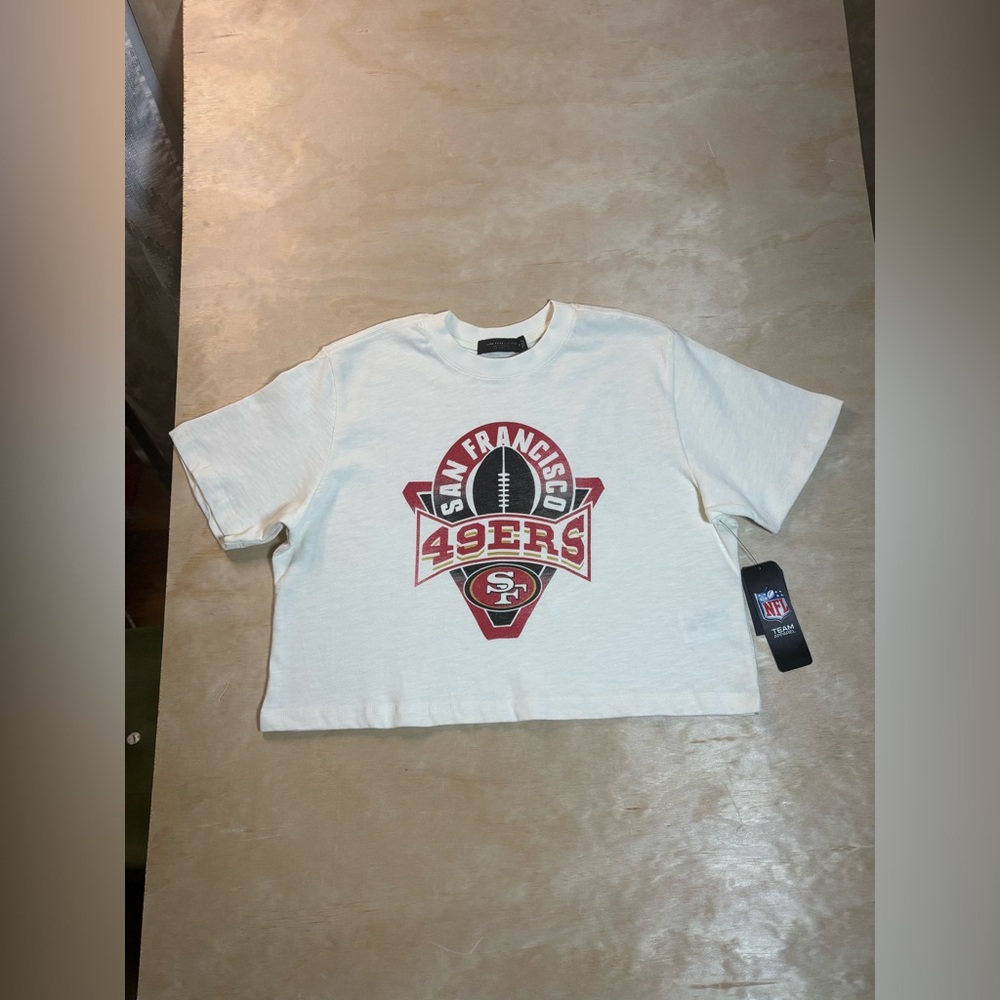 Junk Food Women’s 49ers Crew Neck Crop Tee Size Medium